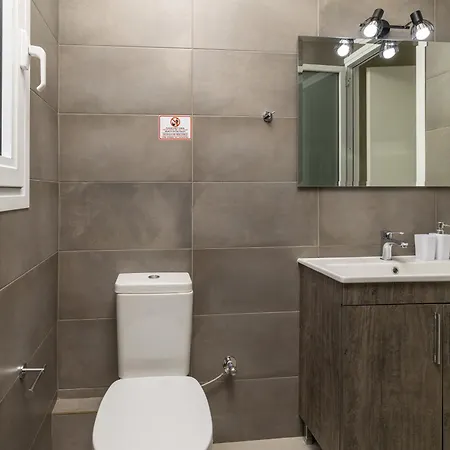 Taras Villa Karavádhos